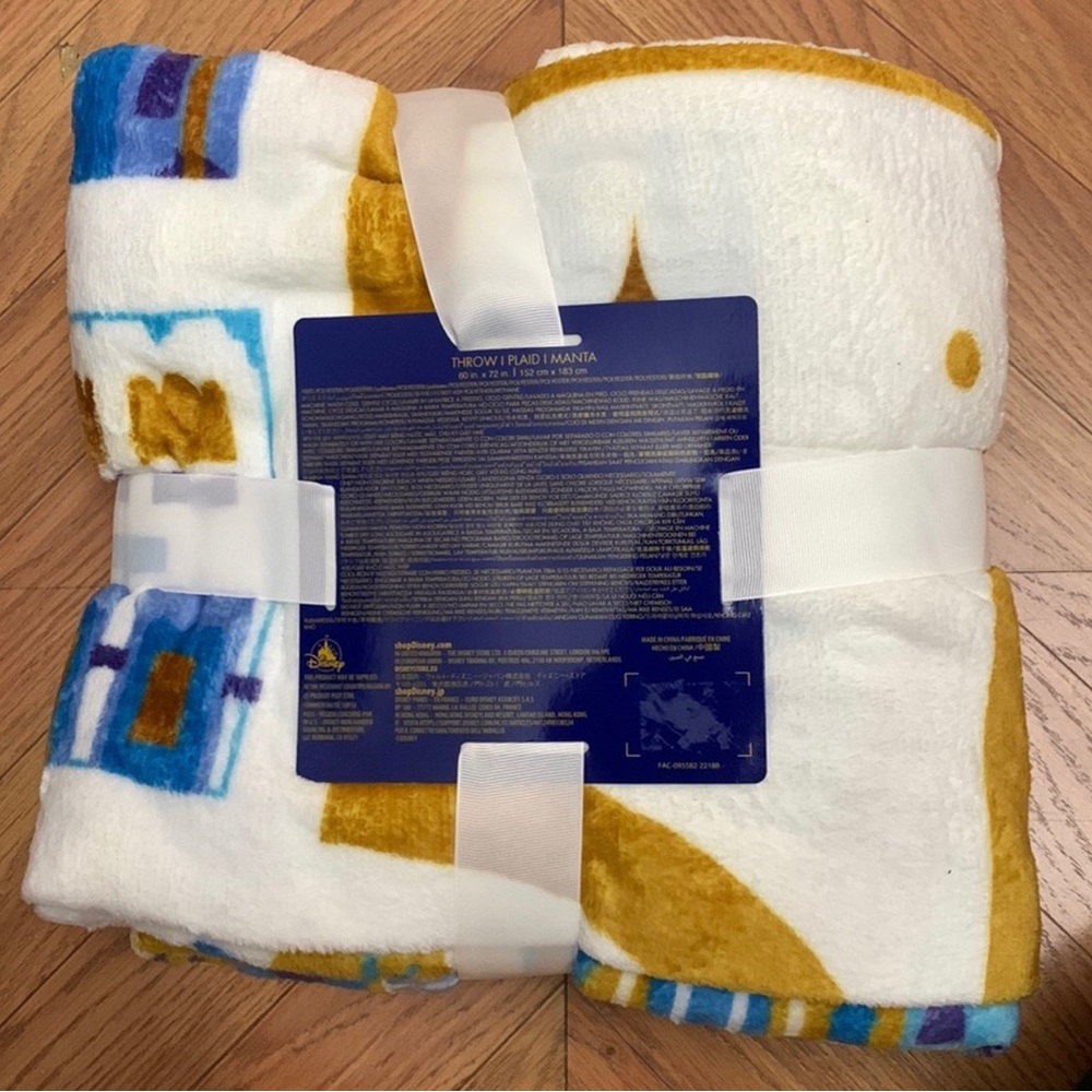 Disney 50th Anniversary Fleece Throw - Picture 3 of 3